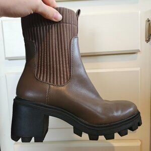 Taupe-Brown Chunky Heel Chelsea Boots